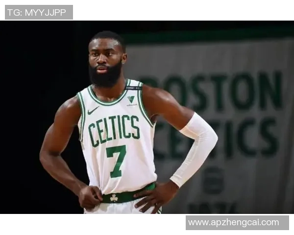 笑死🤣！76人吉祥物看到杰伦·布朗像见了瘟神一样跳离5米远